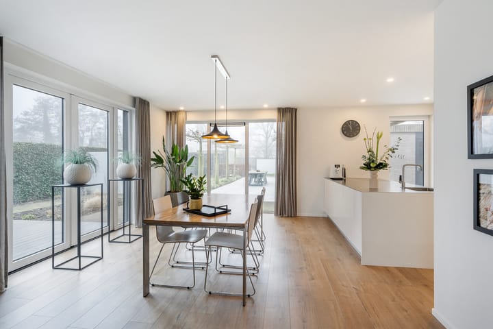 Photo 14 of Wethouder C.J. Moerlandstraat 16