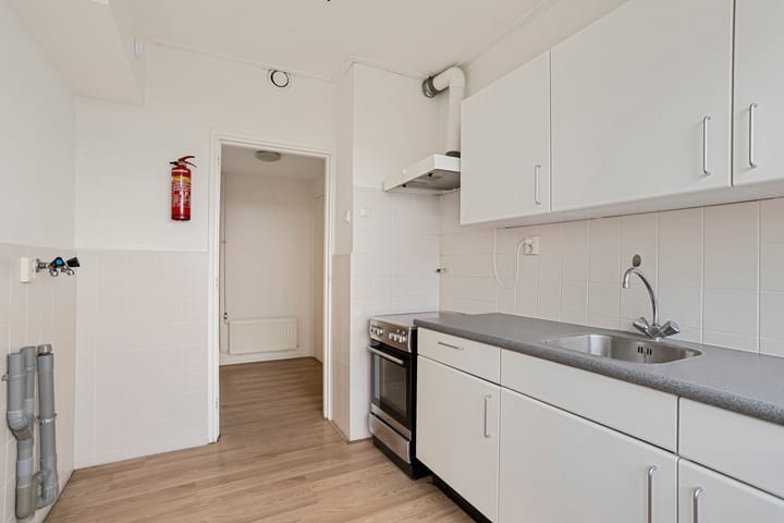 Foto 10 van Lachappellestraat 63-C