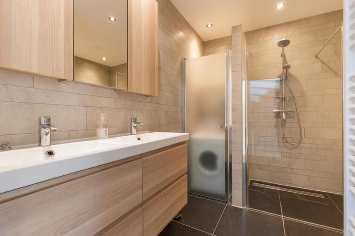 Foto 16 van Cornelis Anthoniszstraat 64-3