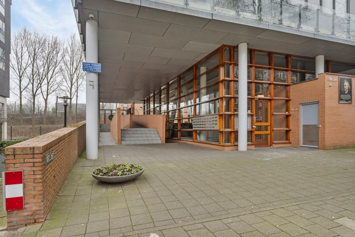 Foto 20 van Jacques Veltmanstraat 195