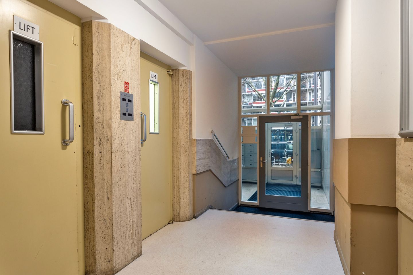 Foto 10 van Mariniersweg 159