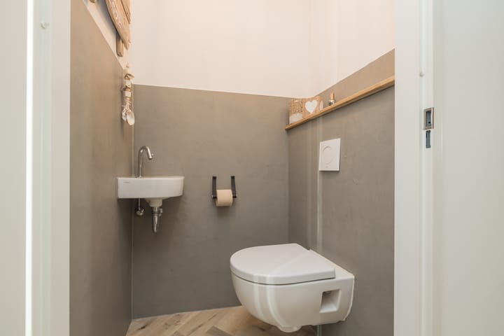 Foto 7 van Van Limburg Stirumstraat 5