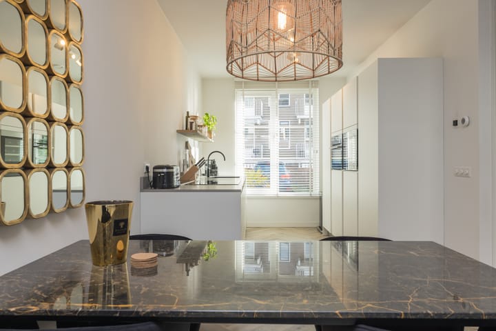 Foto 12 van Van Limburg Stirumstraat 5