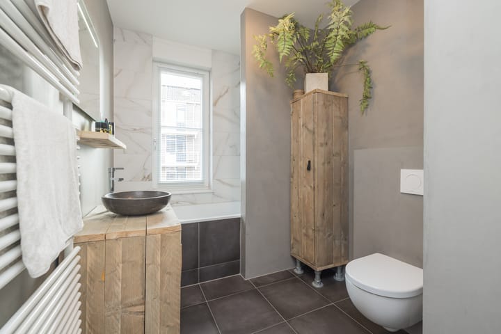 Foto 24 van Van Limburg Stirumstraat 5