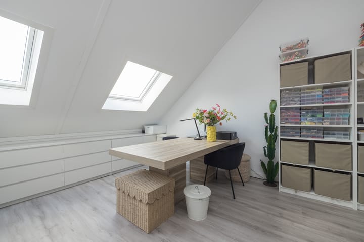 Foto 38 van Van Limburg Stirumstraat 5