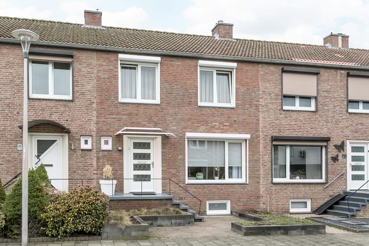 Foto 2 van Pius XII-plein 24