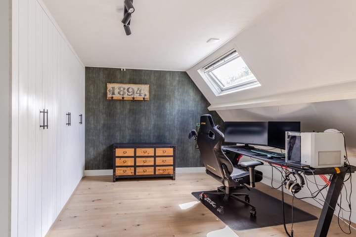 Foto 28 van Laanweg 8