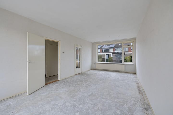 Foto 10 van Voeghoutenstraat 59