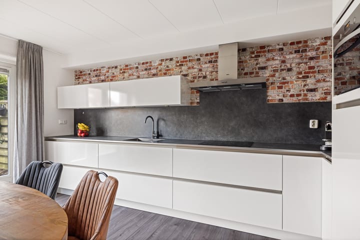 Foto 8 van mr. J.P. Miedemastraat 34