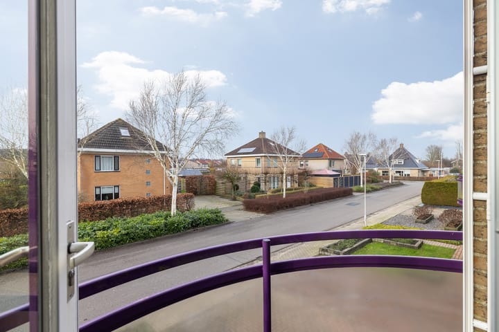 Foto 19 van mr. J.P. Miedemastraat 34