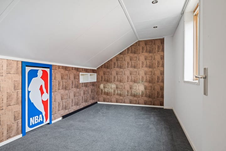 Foto 29 van mr. J.P. Miedemastraat 34