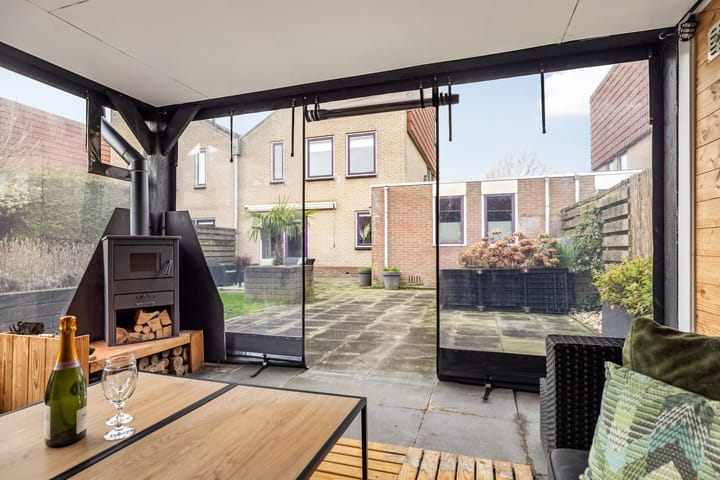 Foto 33 van mr. J.P. Miedemastraat 34