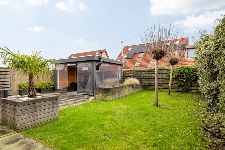 Foto 36 van mr. J.P. Miedemastraat 34