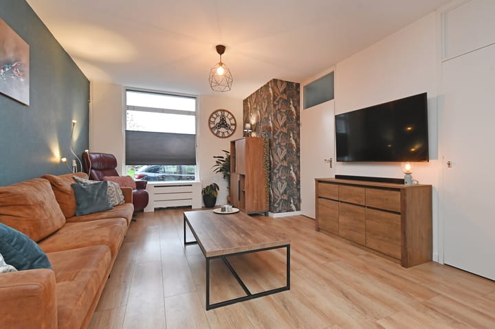 Foto 9 van Johan Huizingaplein 20