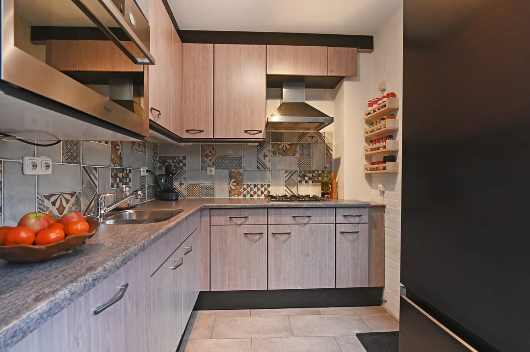 Photo 13 of Johan Huizingaplein 20