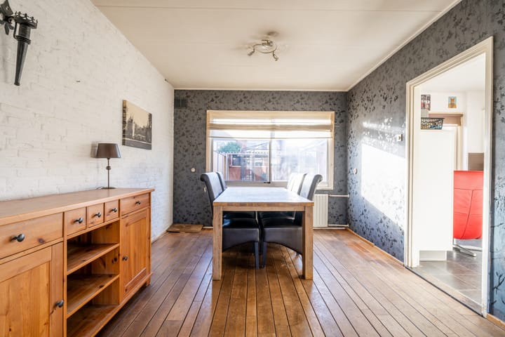 Photo 15 of Koninginnelaan 19