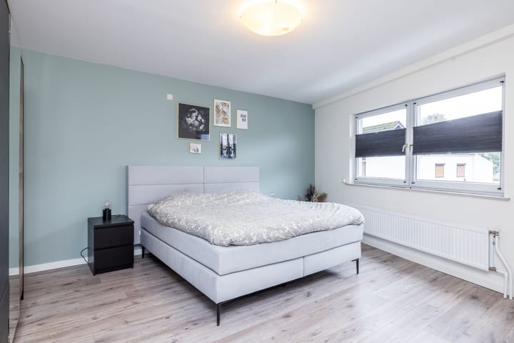 Foto 21 van Monseigneur Mannensstraat 25