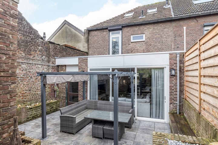 Foto 33 van Monseigneur Mannensstraat 25