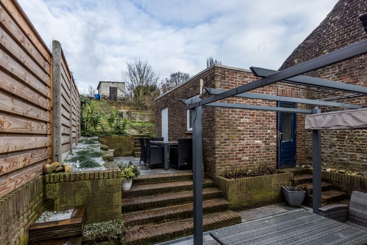 Foto 34 van Monseigneur Mannensstraat 25