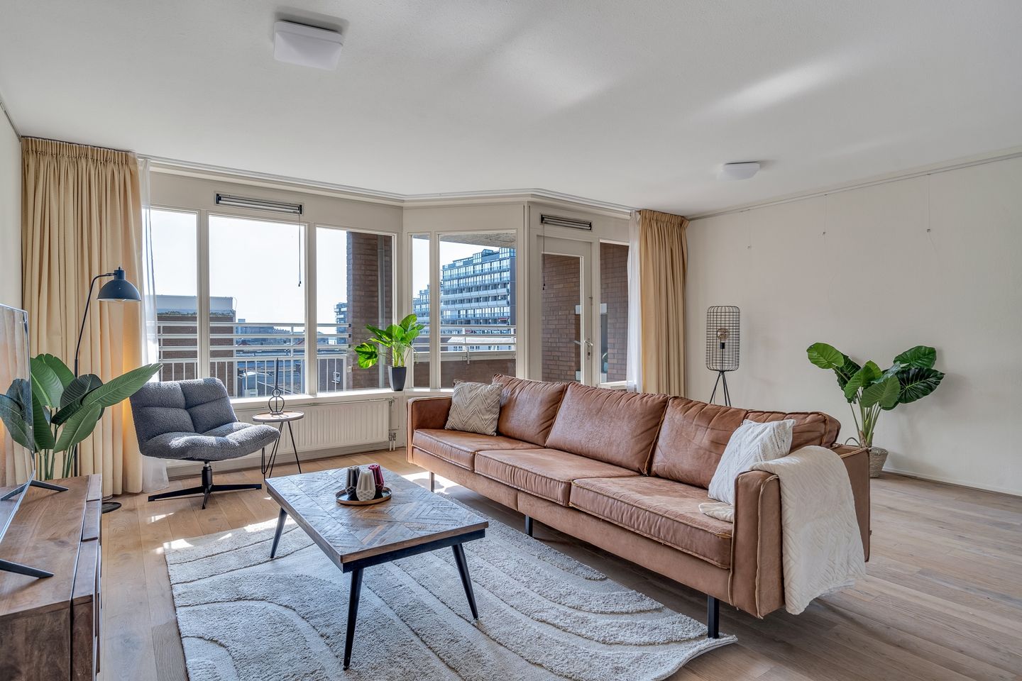 Foto 1 van Gevers Deynootweg 562