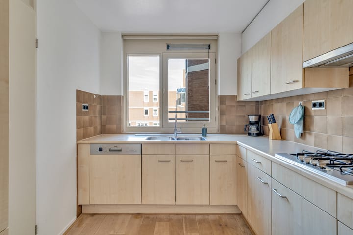 Foto 19 van Gevers Deynootweg 562