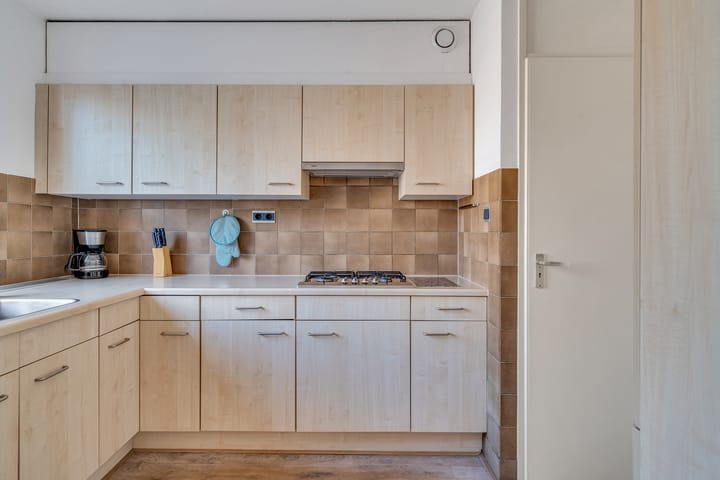 Foto 22 van Gevers Deynootweg 562