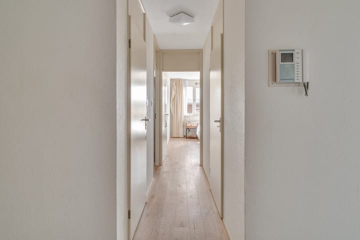 Foto 25 van Gevers Deynootweg 562