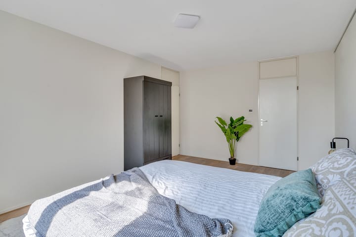 Foto 28 van Gevers Deynootweg 562