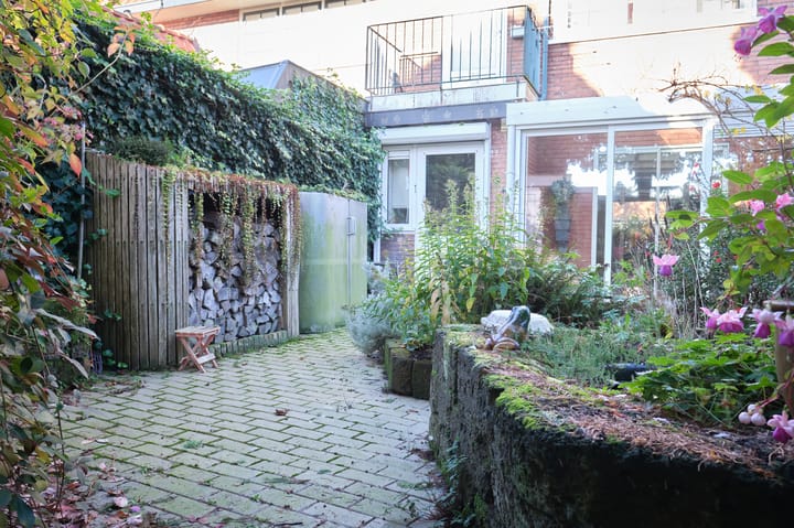 Foto 30 van Radiostraat 74