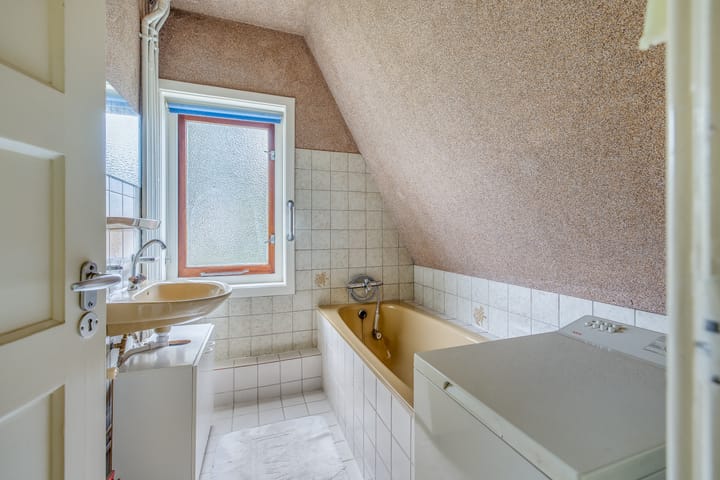 Foto 13 van 1e Brandenburgerweg 83