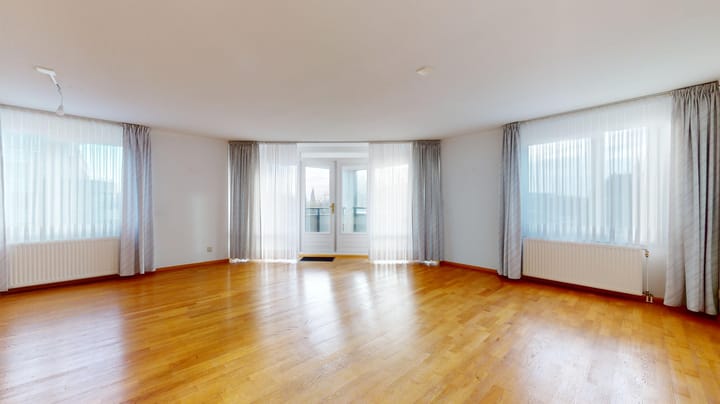 Foto 9 van Emile Erensplein 9