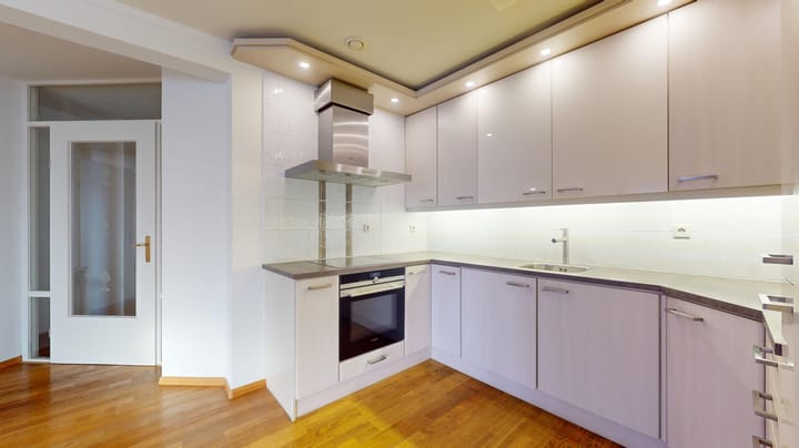 Foto 11 van Emile Erensplein 9