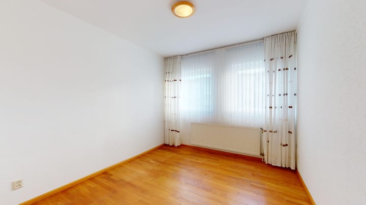 Foto 15 van Emile Erensplein 9