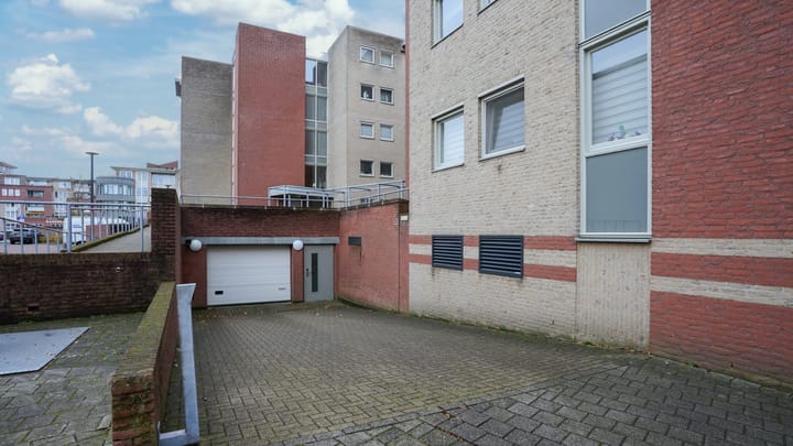 Foto 24 van Emile Erensplein 9