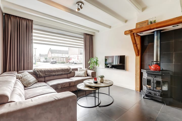 Photo 10 of Koningin Julianastraat 21