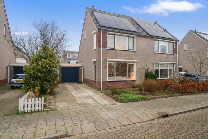 Foto 1 van Klaverblad 17