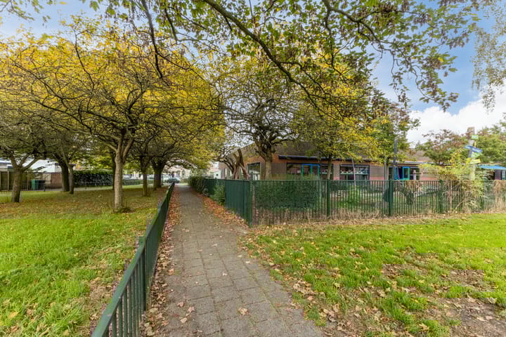 Photo 48 of Colensostraat 34