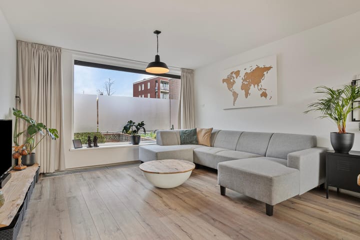 Foto 2 van Ericalaan 6