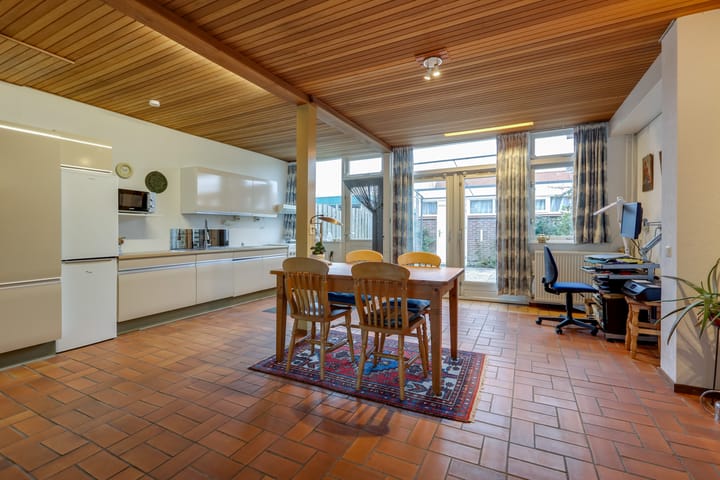 Foto 10 van Dahliastraat 26