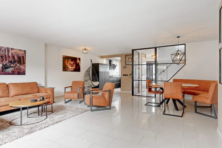 Foto 1 van Apenijnenstraat 4