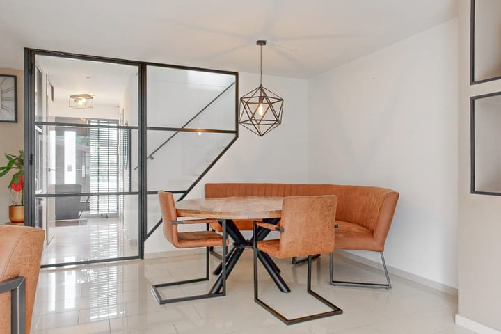 Foto 9 van Apenijnenstraat 4