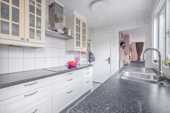 Photo 14 of Koningin Julianastraat 3