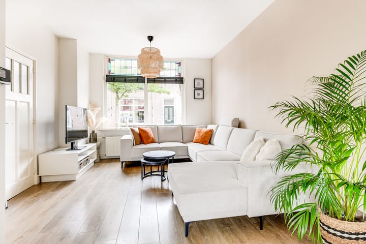 Foto 2 van J.P. Coenstraat 56