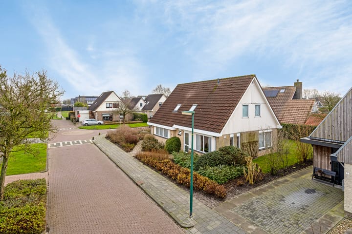 Foto 2 van Marten de Jongstrjitte 6