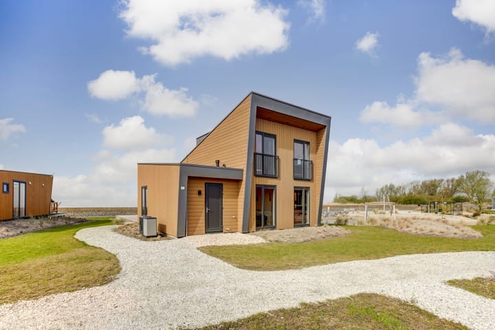 Foto 2 van Schuilenburg 2-010