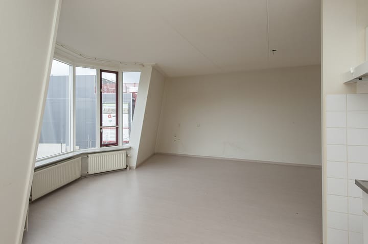 Foto 5 van Helenius de Cockplein 19