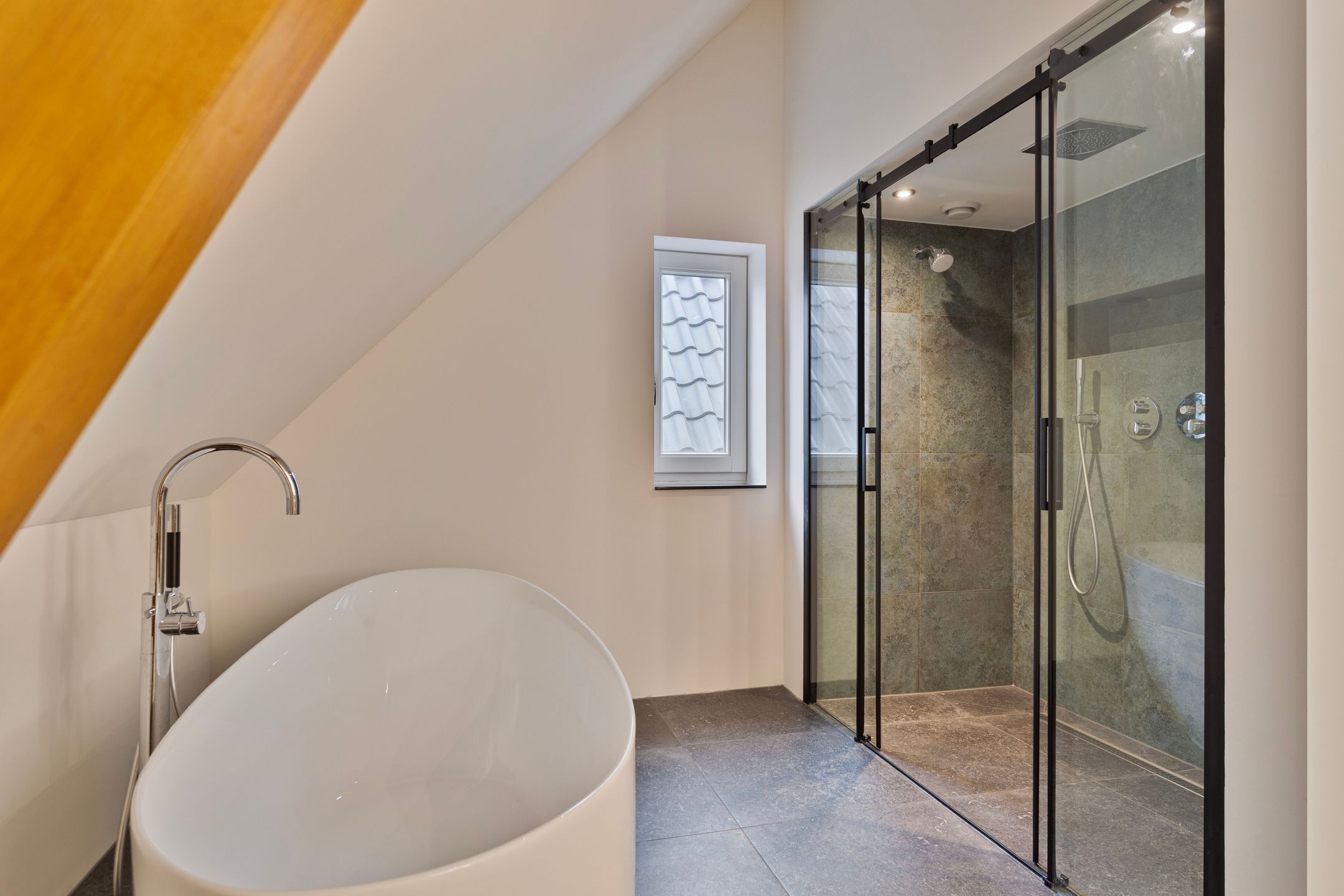 Foto 33 van Grotestraat 32