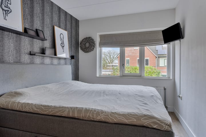 Photo 10 of Scholtenhaerstraat 15