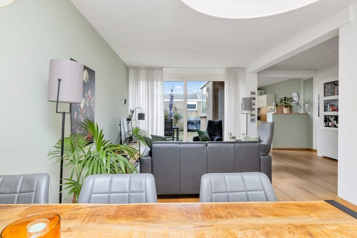 Foto 15 van John Franklinstraat 12