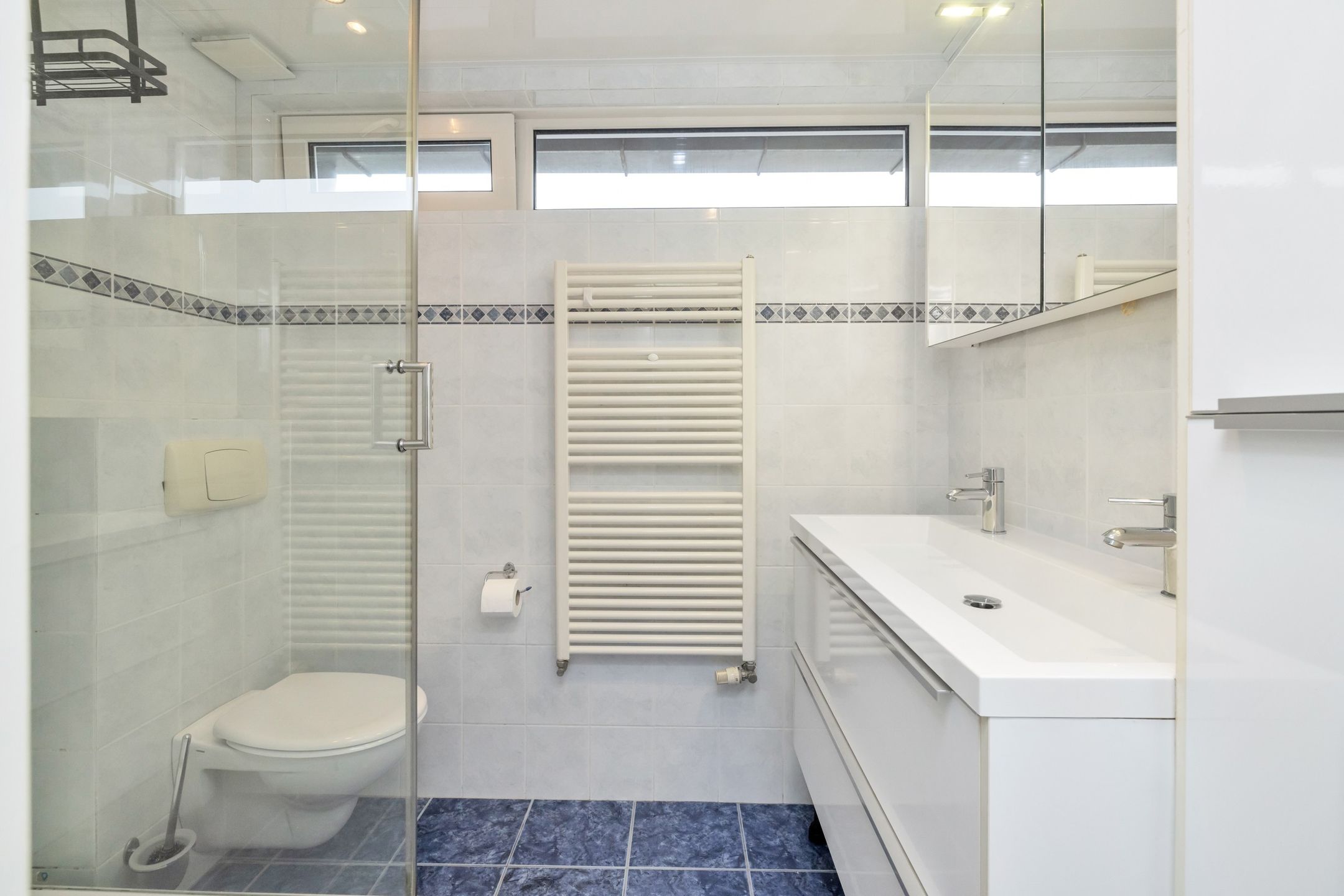 Photo 24 of John Franklinstraat 12